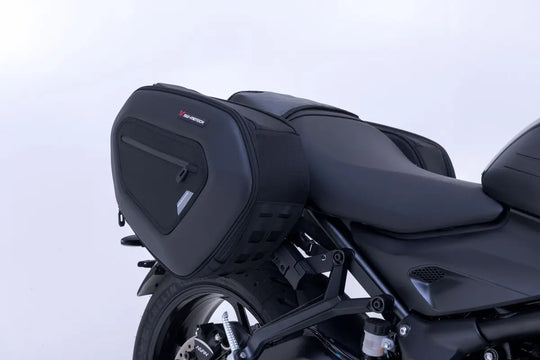 PRO BLAZE H SADDLEBAG SET ΓΙΑ TRIUMPH DAYTONA 660 ABS / TRIDENT 660 ABS '21–'26 | SW-MOTECH-BC.HTA.11.740.36100