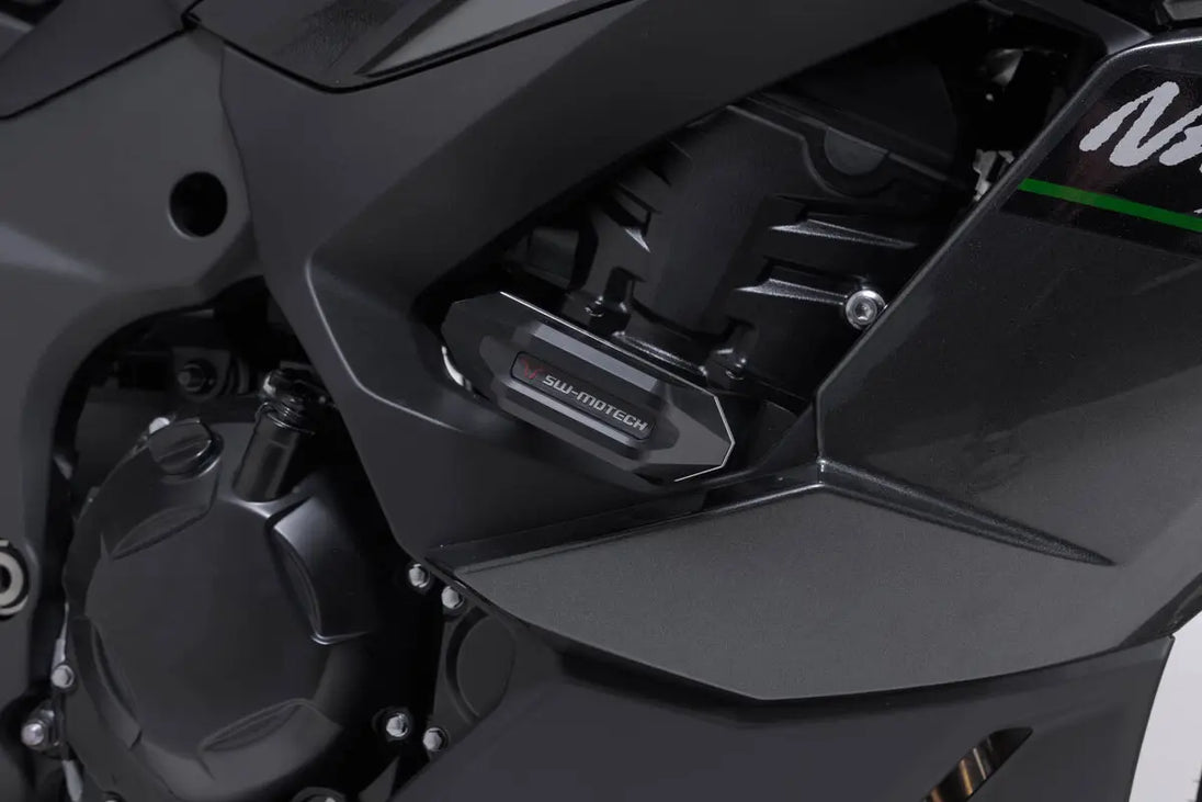 FRAME SLIDER KIT ΓΙΑ KAWASAKI Ninja 1100 SX ABS '25–'26 | SW-MOTECH-STP.08.590.11602/B
