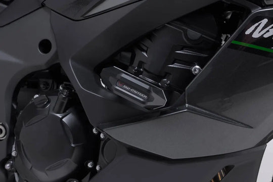 FRAME SLIDER KIT ΓΙΑ KAWASAKI Ninja 1100 SX ABS '25–'26 | SW-MOTECH-STP.08.590.11602/B