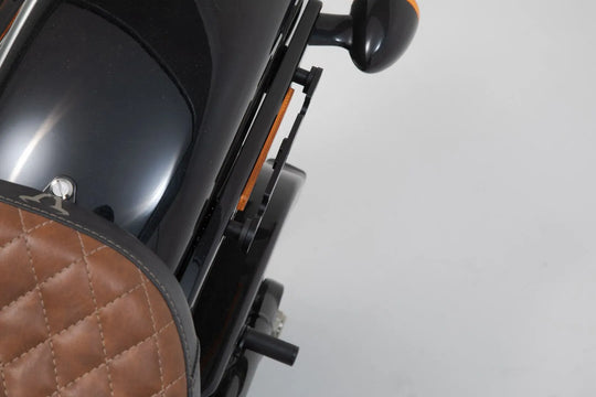 SLH SIDE CARRIER L ΓΙΑ Harley Davidson FXBB 1750 ABS / FXST 1750 / FXST 1750 ABS '18–'24 | SW-MOTECH-HTA.18.682.10000