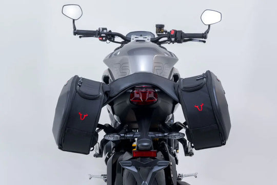 PRO BLAZE H SADDLEBAG SET ΓΙΑ TRIUMPH STREET TRIPLE 765 R ABS / STREET TRIPLE 765 RS ABS / STREET TRIPLE 765 S ABS '19–'24 | SW-MOTECH-BC.HTA.11.740.36000