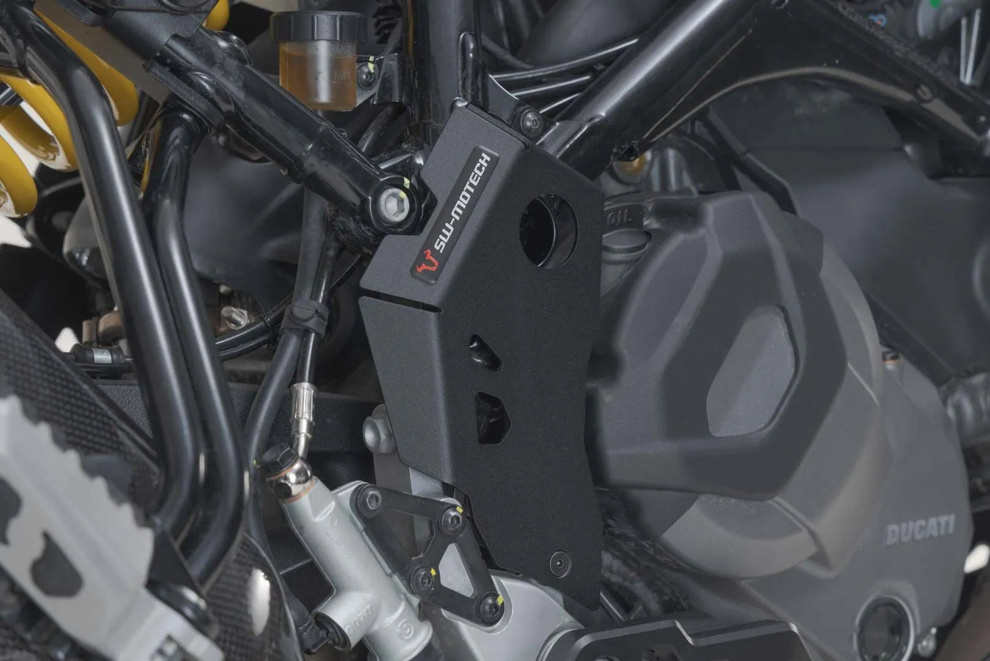HEEL GUARD ΓΙΑ DUCATI DESERT X 950 ABS '22–'24 | SW-MOTECH-SCT.22.995.10001/B