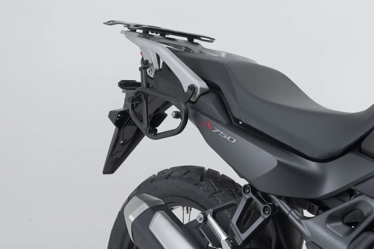 SLC CARRIER RIGHT | SW-MOTECH-HTA.01.070.11000