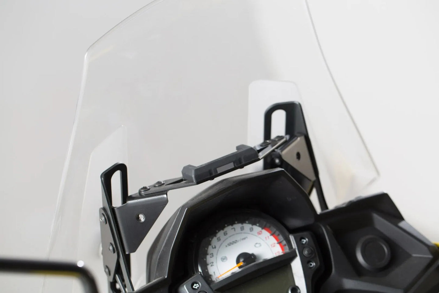 COCKPIT GPS MOUNT | SW-MOTECH-GPS.08.646.10700/B