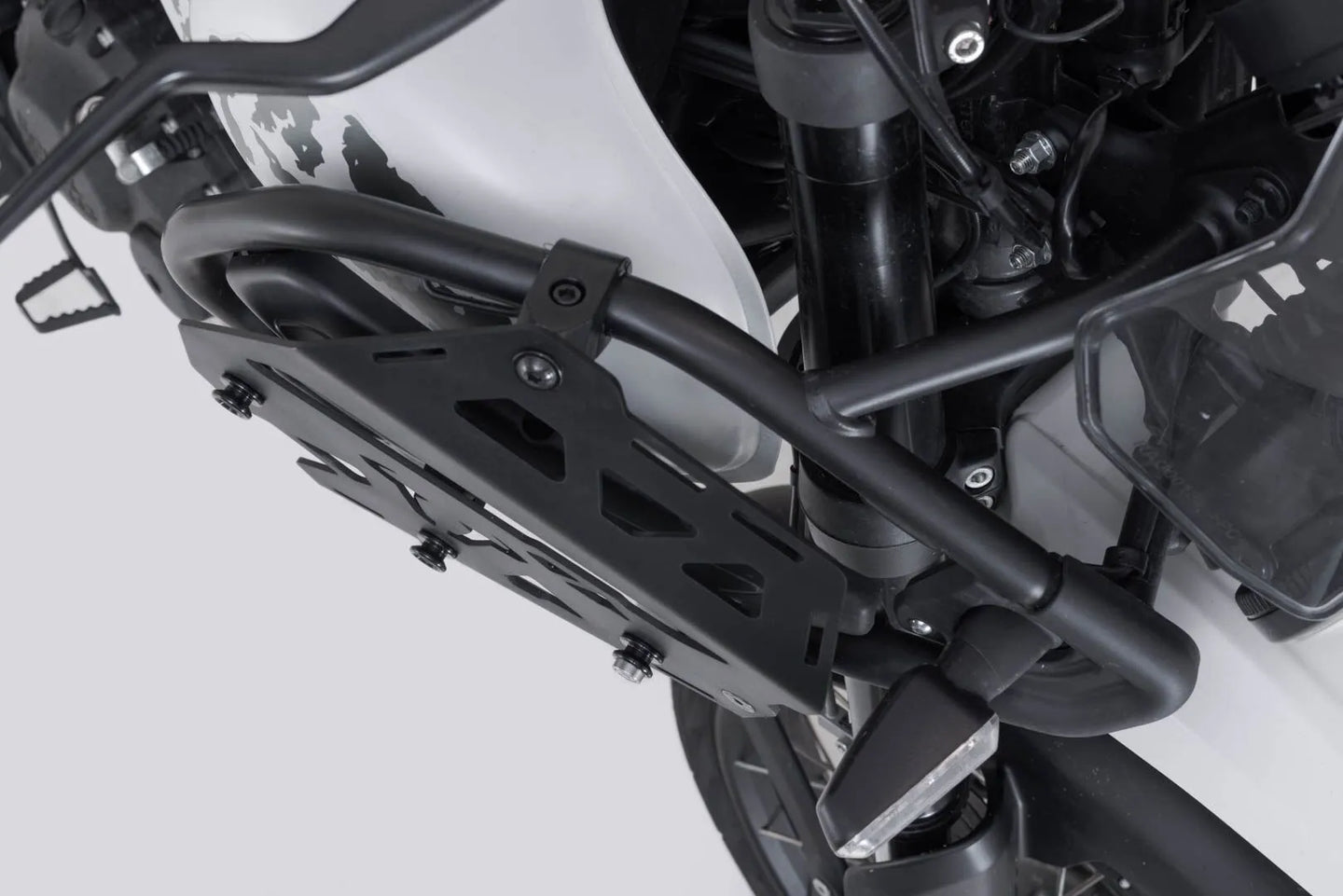 SLC SIDE CARRIER RIGHT FOR ORIGINAL CRASH BARS | SW-MOTECH-HTA.41.620.11100