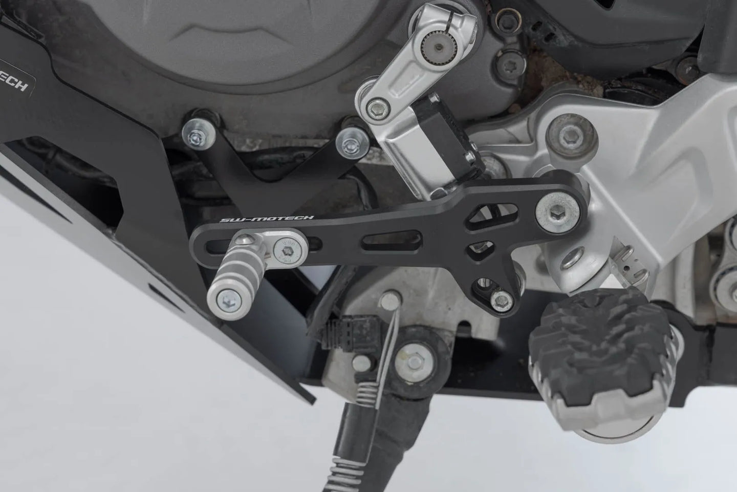 GEAR LEVER ΓΙΑ DUCATI DESERT X 950 ABS '22–'24 | SW-MOTECH-FSC.22.995.10000