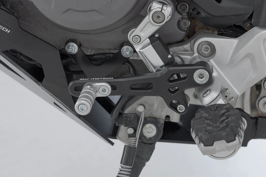 GEAR LEVER ΓΙΑ DUCATI DESERT X 950 ABS '22–'24 | SW-MOTECH-FSC.22.995.10000