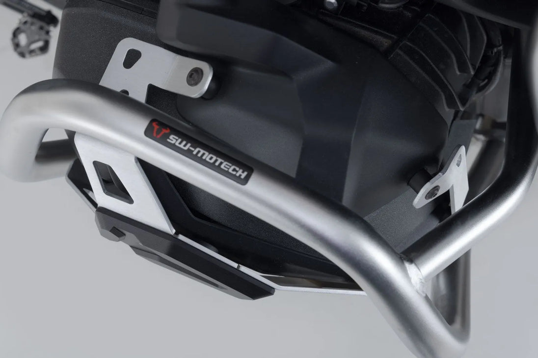 CYLINDER GUARD SILVER R1300GS | SW-MOTECH-MSS.07.975.10100