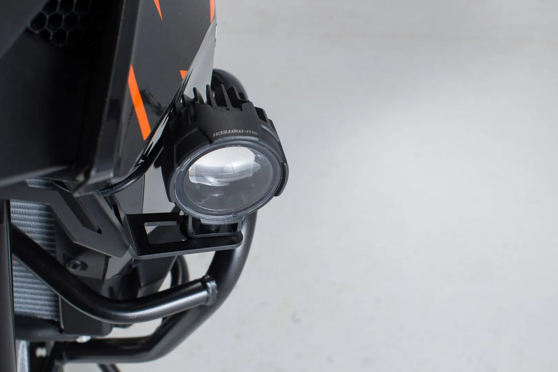 LIGHT MOUNTING KIT ΓΙΑ KTM ADVENTURE '13–'18 | SW-MOTECH-NSW.04.004.10201/B