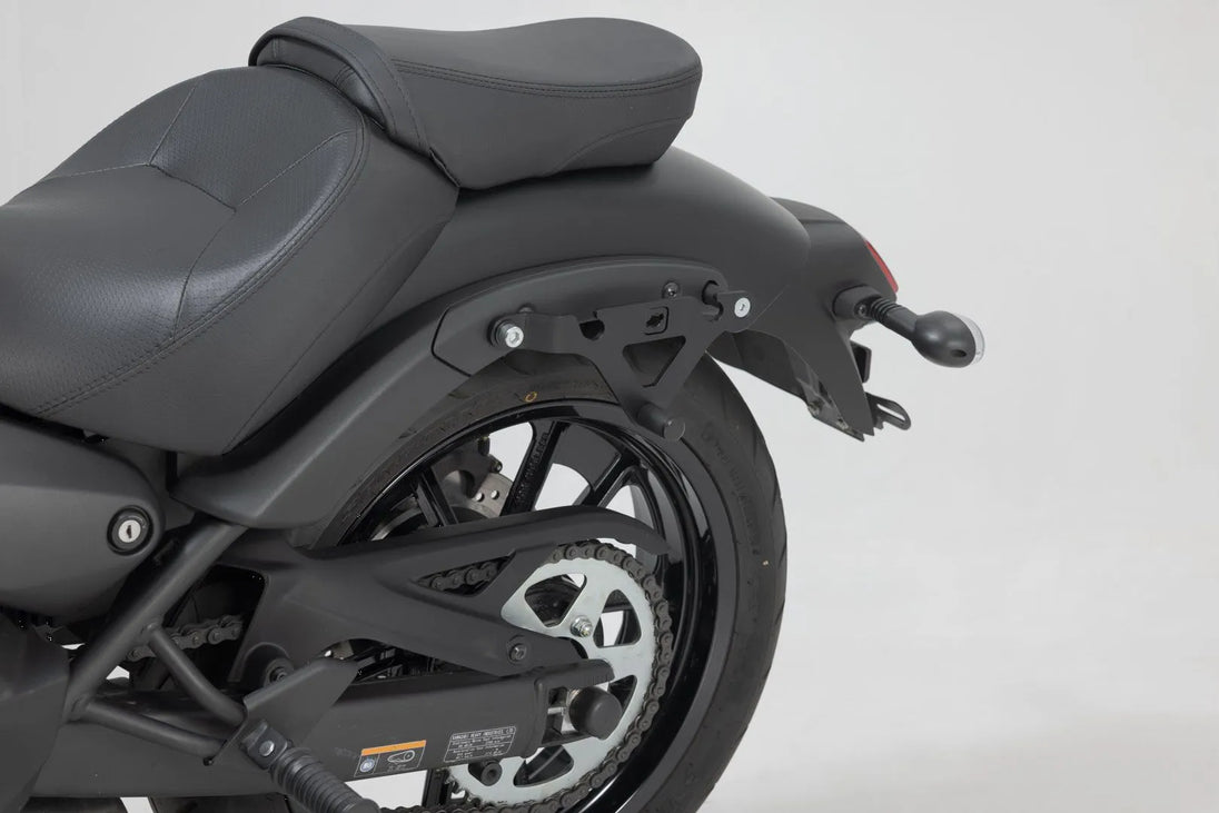 SLH SIDE CARRIER LH1 L ΓΙΑ KAWASAKI EN 650 / EN 650 ABS '15–'24 | SW-MOTECH-HTA.08.682.10100