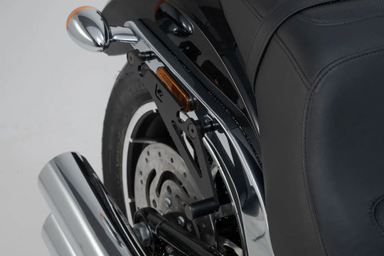 SLH SIDE CARRIER R ΓΙΑ Harley Davidson FXLR 1750 ABS / FXLRS 1868 ABS / FXLRS 1923 ABS '18–'25 | SW-MOTECH-HTA.18.682.11200