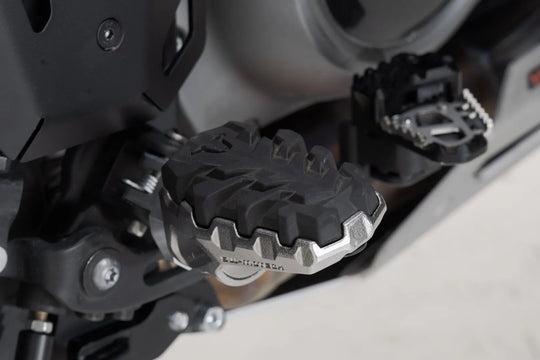 EVO FOOTREST KIT ΓΙΑ Harley Davidson RA 1250 ABS / RA 1250 S ABS / RA 1250 SE ABS '21–'24 | SW-MOTECH-FRS.18.112.10000