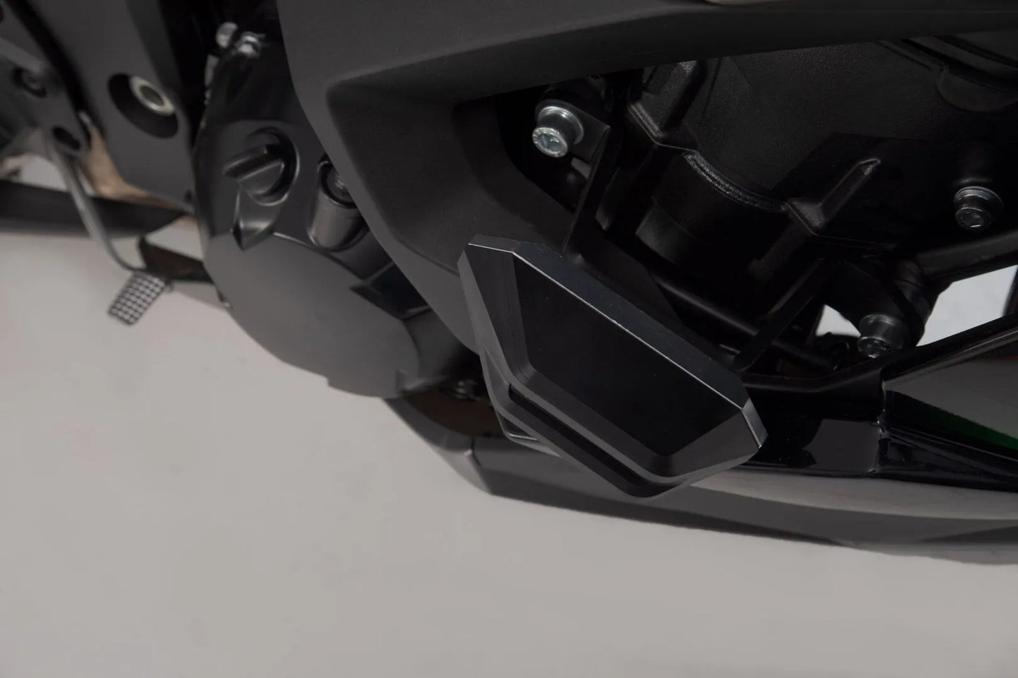 SLIDER SET ΓΙΑ KAWASAKI Ninja 1000 SX ABS / Z 1000 SX ABS '19–'23 | SW-MOTECH-STP.08.590.11601/B