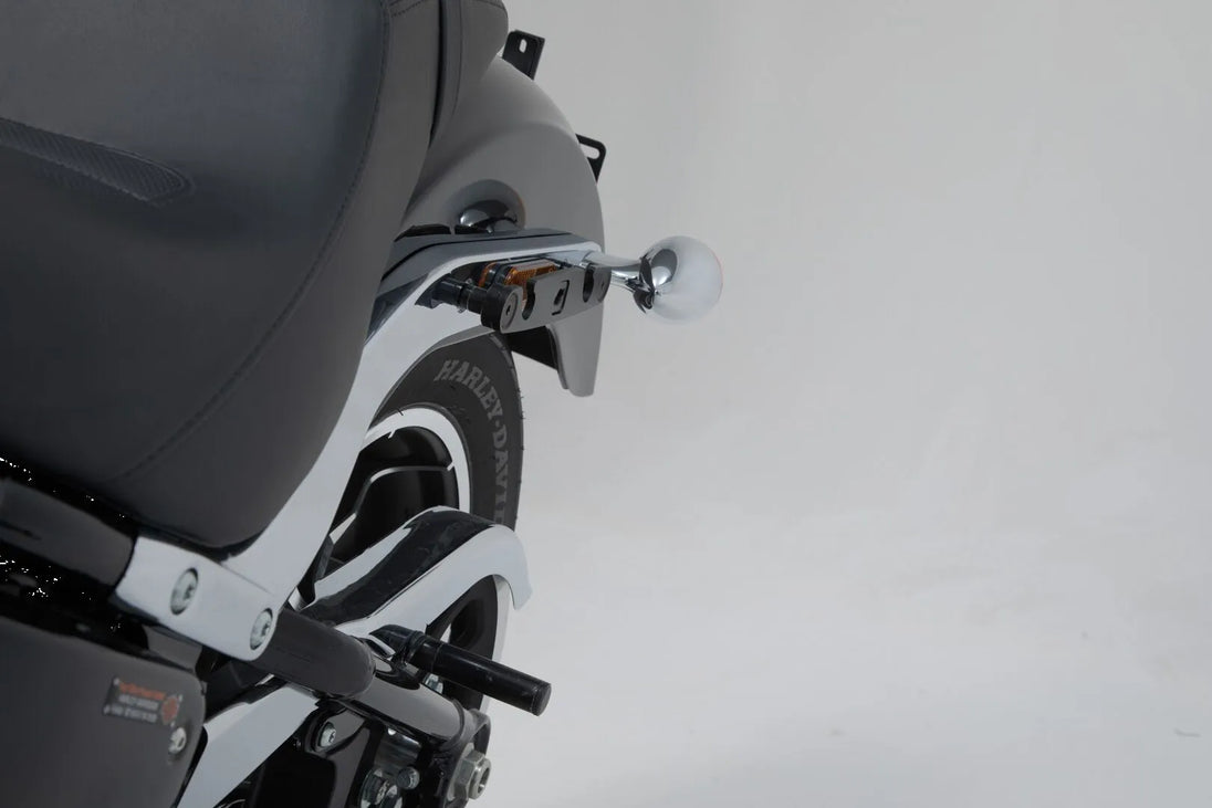 SLH SIDE CARRIER L ΓΙΑ Harley Davidson FXLR 1750 ABS / FXLRS 1868 ABS / FXLRS 1923 ABS '18–'25 | SW-MOTECH-HTA.18.682.10300