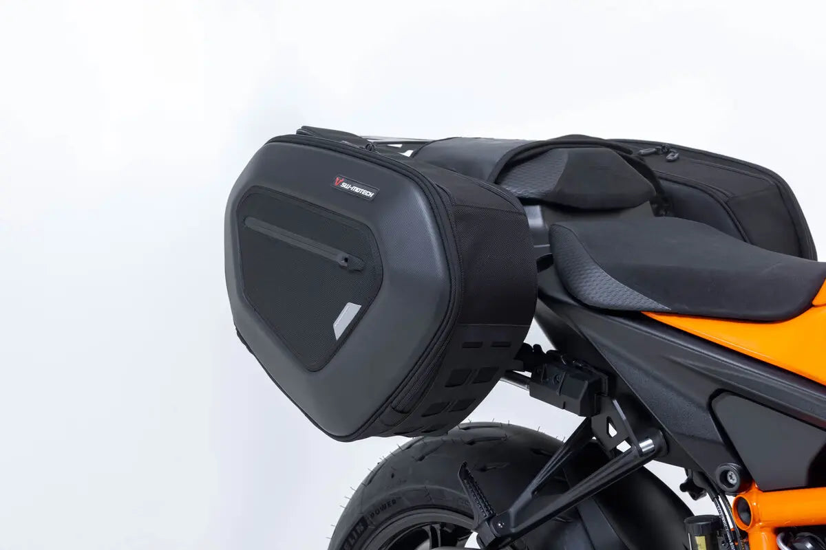 PRO BLAZE H SADDLEBAG SET ΓΙΑ KTM SUPER DUKE 1290 GT ABS / SUPER DUKE 1290 R ABS / SUPER DUKE 1390 R ABS '19–'24 | SW-MOTECH-BC.HTA.04.740.35500