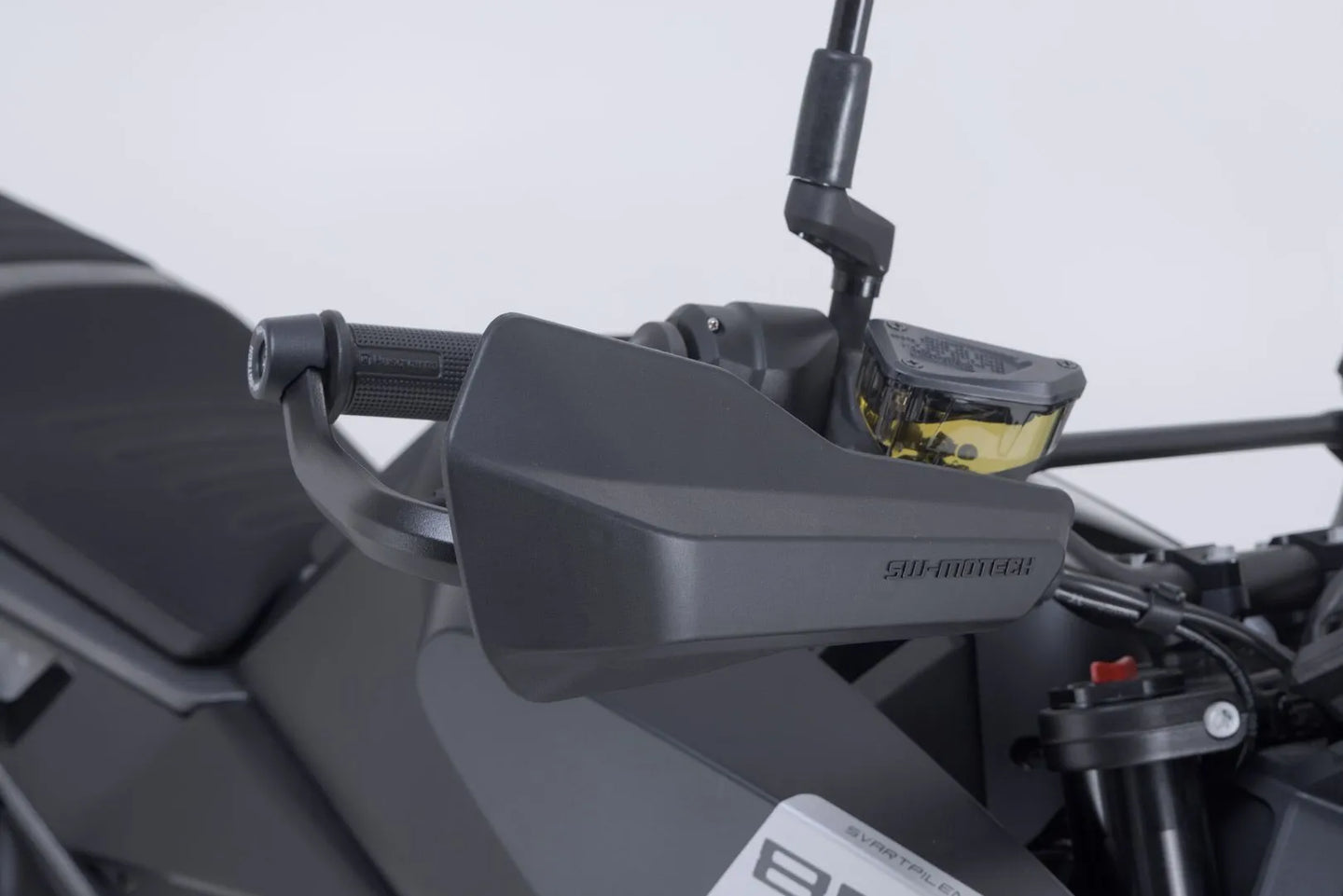 HANDGUARD KIT SPORT SVARTPILEN 801 ΓΙΑ HUSQVARNA SVARTPILEN 801 ABS '24 | SW-MOTECH-HDG.00.220.28900/B