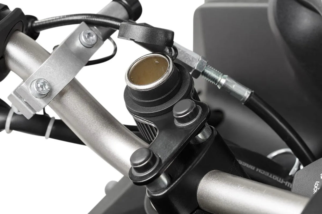 Cigarette Lighter Socket with Cable Harness-EMA.00.107.10200