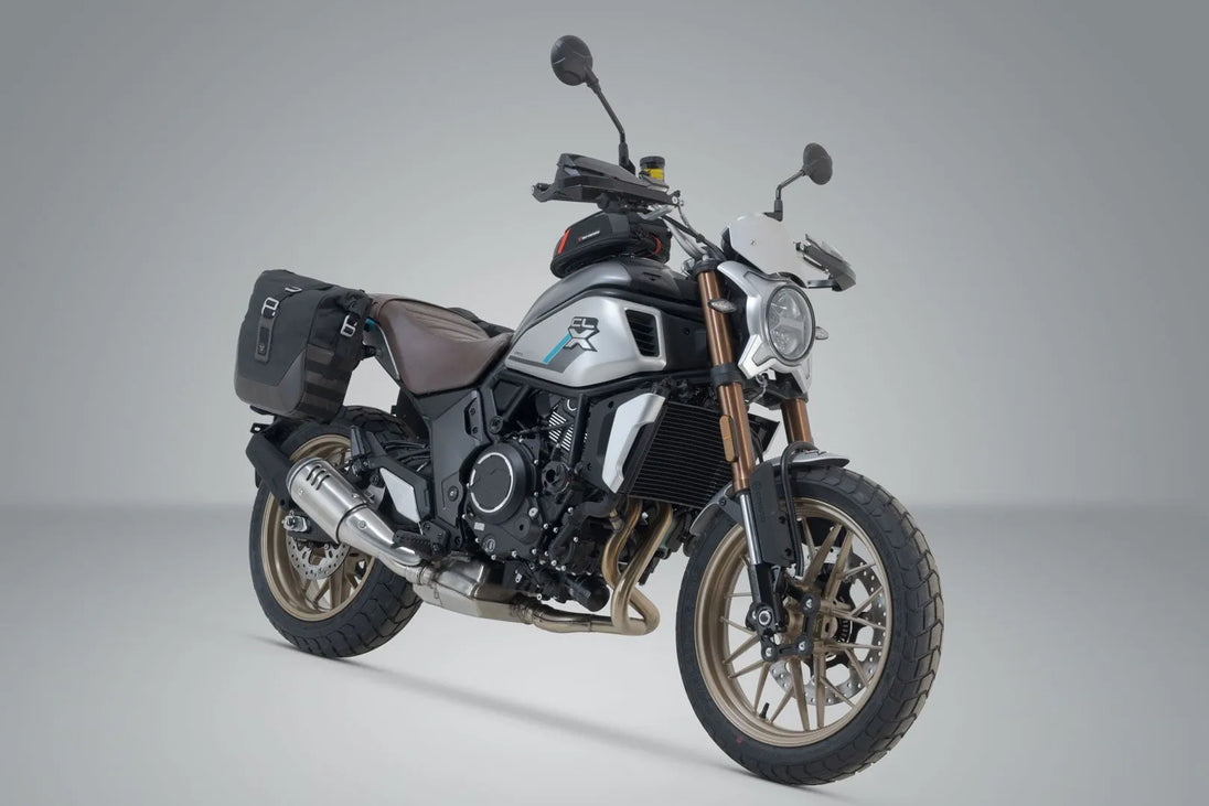 LEGEND GEAR SIDEBAG SYS LC BLACK ΓΙΑ CF MOTO CL-X 700 ABS '22–'24 | SW-MOTECH-BC.HTA.10.033.20100