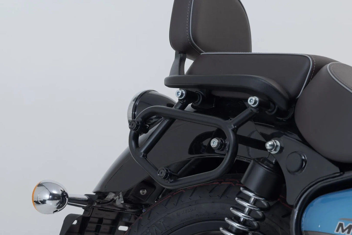 SLC SIDE CARRIER RIGHT | SW-MOTECH-HTA.41.983.11000