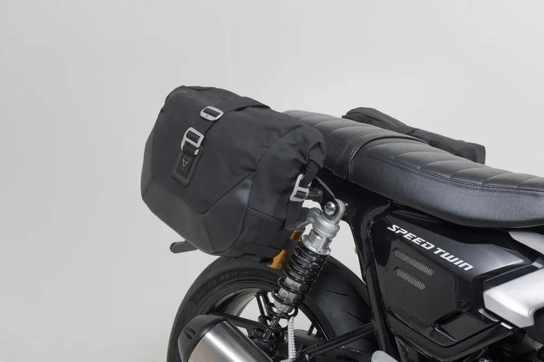 LEGEND GEAR SADDLEBAG SET LC BLACK ΓΙΑ TRIUMPH SPEED TWIN 1200 ABS / SPEED TWIN 1200 RS ABS '24–'25 | SW-MOTECH-BC.HTA.11.928.20101