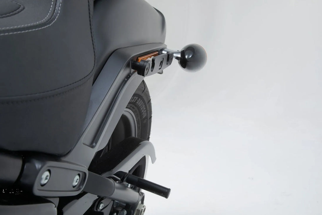 SLH SIDE CARRIER L ΓΙΑ Harley Davidson FXFB 1750 ABS / FXFBS 1868 ABS '18–'23 | SW-MOTECH-HTA.18.682.10400