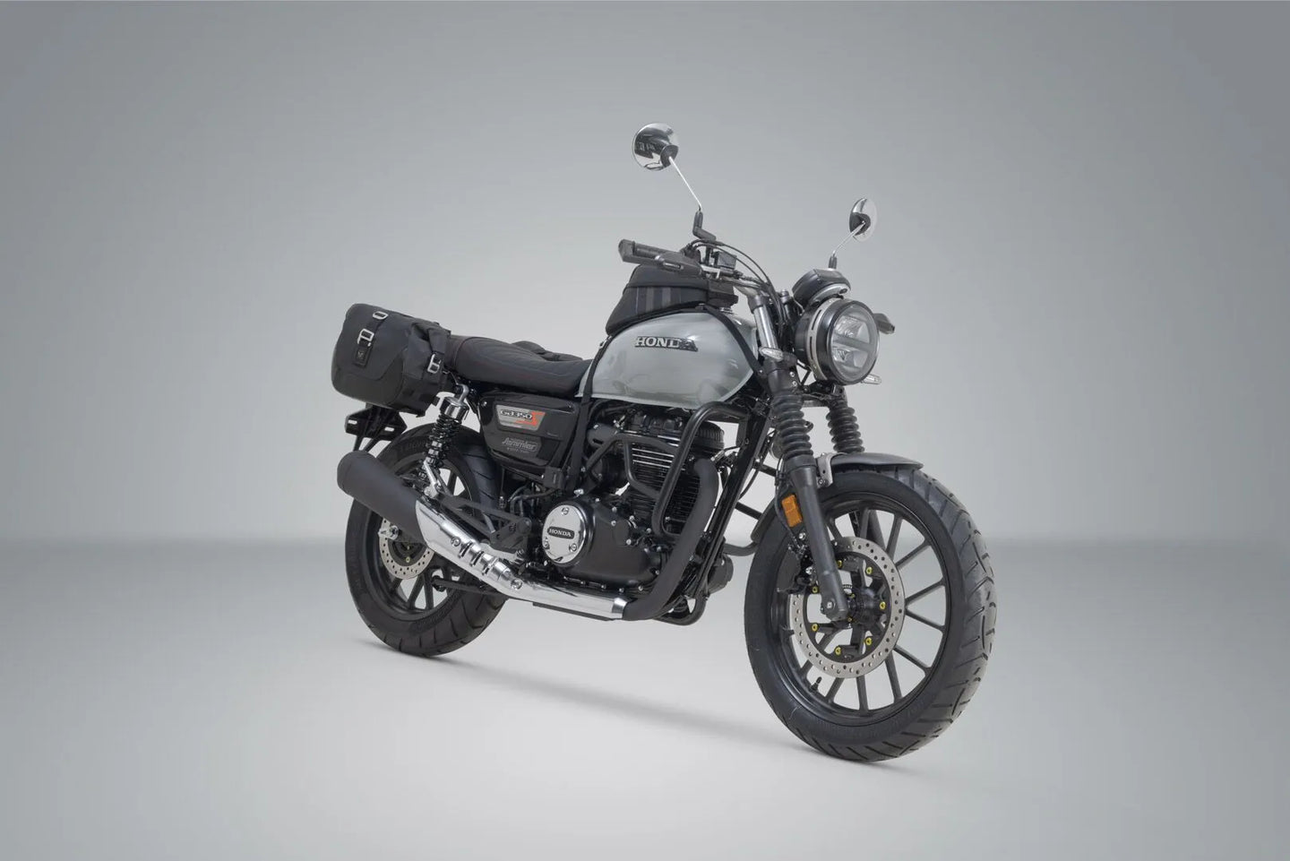 LEGEND GEAR SIDE BAG SYSTEM LC BLACK EDITION ΓΙΑ HONDA GB 350 S ABS '25–'26 | SW-MOTECH-BC.HTA.01.963.20100