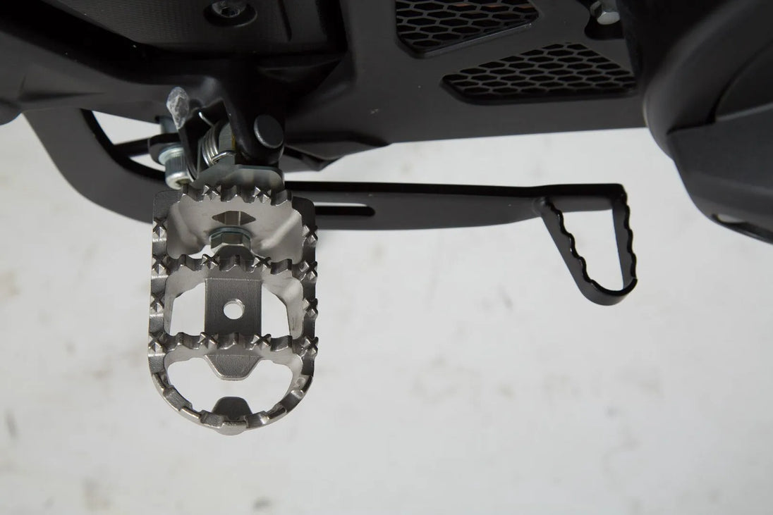 FOOTREST KIT ION | SW-MOTECH-FRS.01.011.10303/S