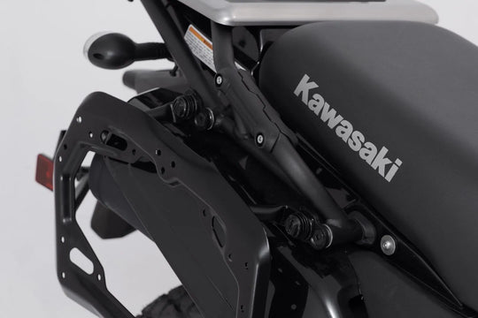 PRO SIDE CARRIER ΓΙΑ KAWASAKI KLR 650 ABS / KLR 650 S ABS '22–'25 | SW-MOTECH-KFT.08.990.30000/B