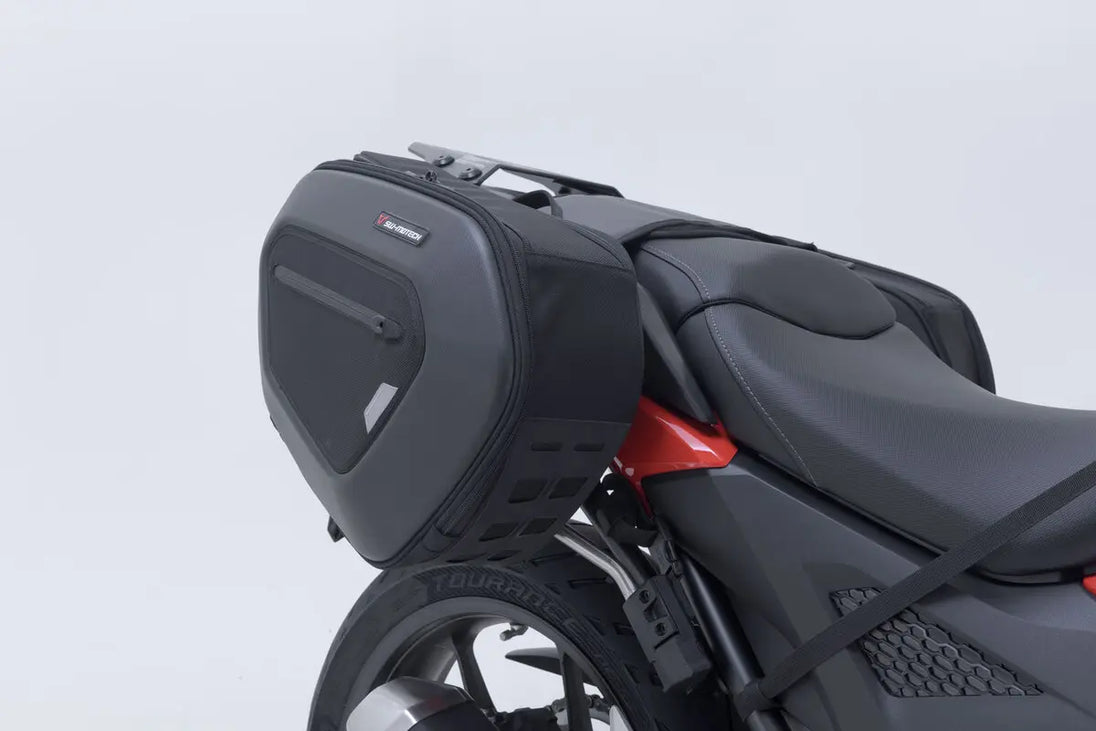 PRO BLAZE H SADDLEBAG SET ΓΙΑ HONDA NC 750 X ABS / NC 750 XD ABS '20–'25 | SW-MOTECH-BC.HTA.01.740.36700