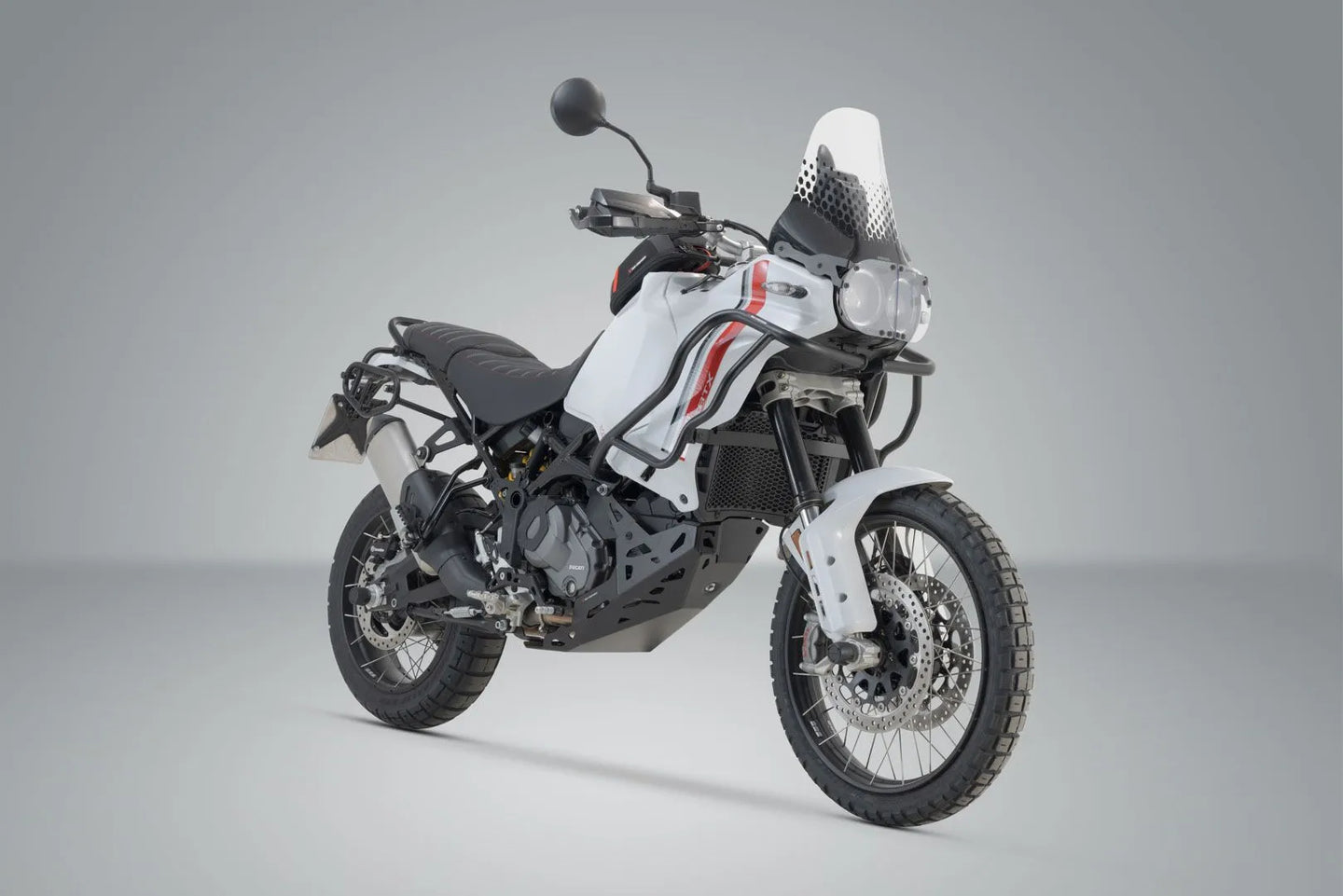 SLC SIDE CARRIER RIGHT | SW-MOTECH-HTA.22.995.11001