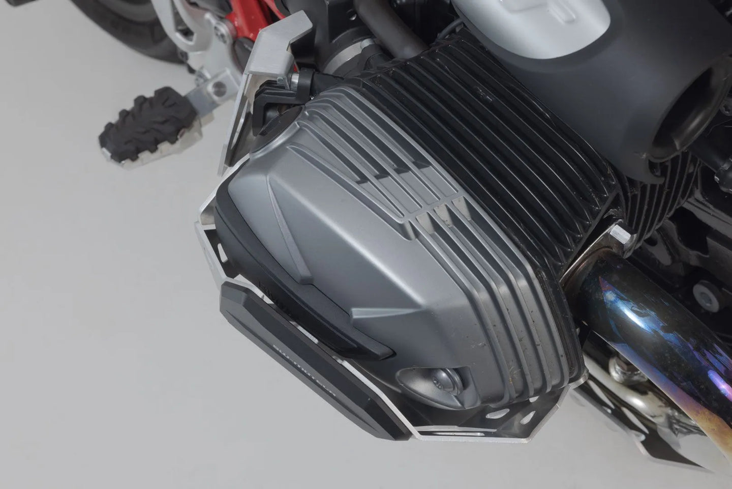 CYLINDER GUARD ΓΙΑ BMW R 12 ABS / R 12 NINE T ABS '24–'26 | SW-MOTECH-MSS.07.653.10002/S