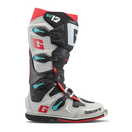 MX Μπότες Gaerne SG 12 Gravel μαύρο/άσπρο/κόκκινο/μπλε