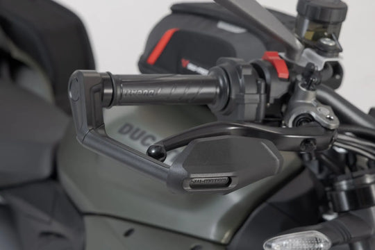 LEVER GUARDS W/ WIND PROTECTION | SW-MOTECH-LVG.22.999.11001/B