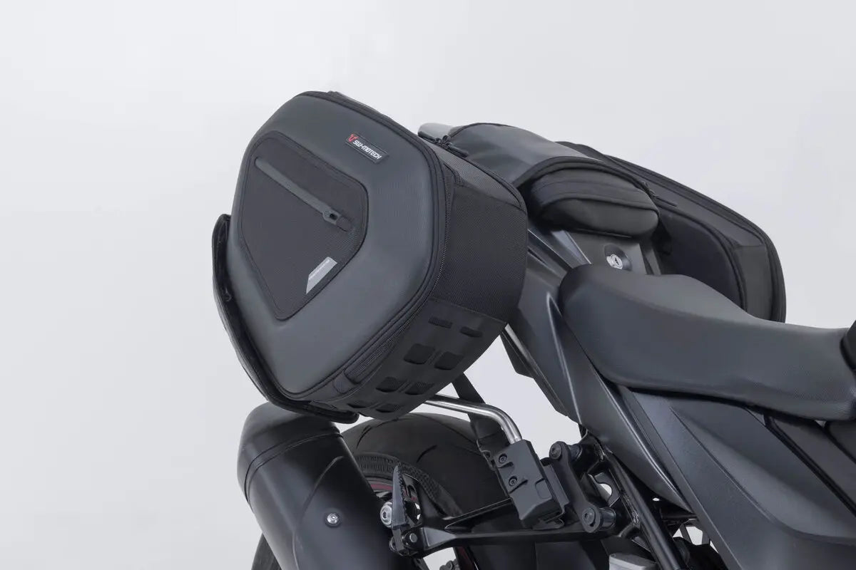 PRO BLAZE H SADDLEBAG SET ΓΙΑ SUZUKI GS '11–'21 | SW-MOTECH-BC.HTA.05.740.35600