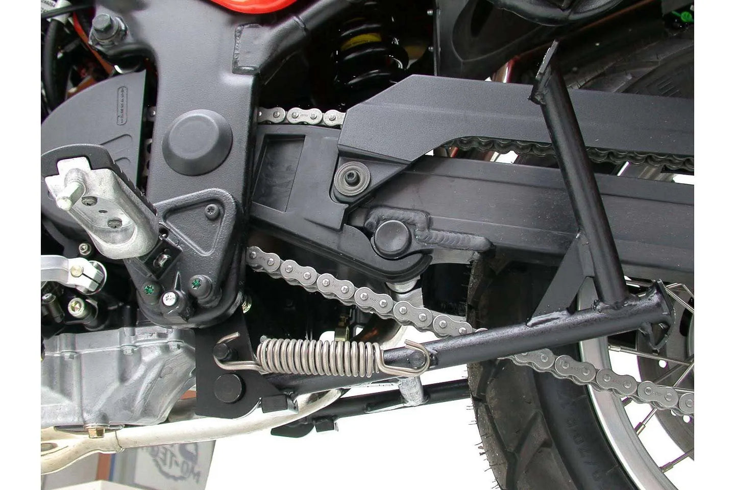 CENTER STAND ΓΙΑ TRIUMPH TIGER 955 I '01–'06 | SW-MOTECH-HPS.11.531.100