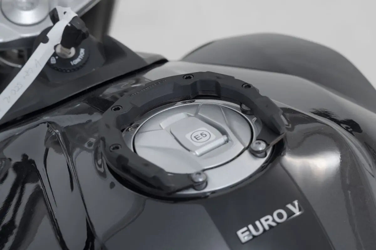 PRO TANK RING ΓΙΑ VOGE ADVENTURE 650 DSX ABS / NAKED 500 R ABS '20–'24 | SW-MOTECH-TRT.00.787.32800/B