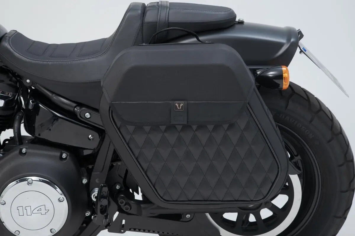 LH SIDE BAG SYS LEGEND ΓΙΑ Harley Davidson FXFB 1750 ABS / FXFBS 1868 ABS '18–'23 | SW-MOTECH-BC.HTA.18.682.20300