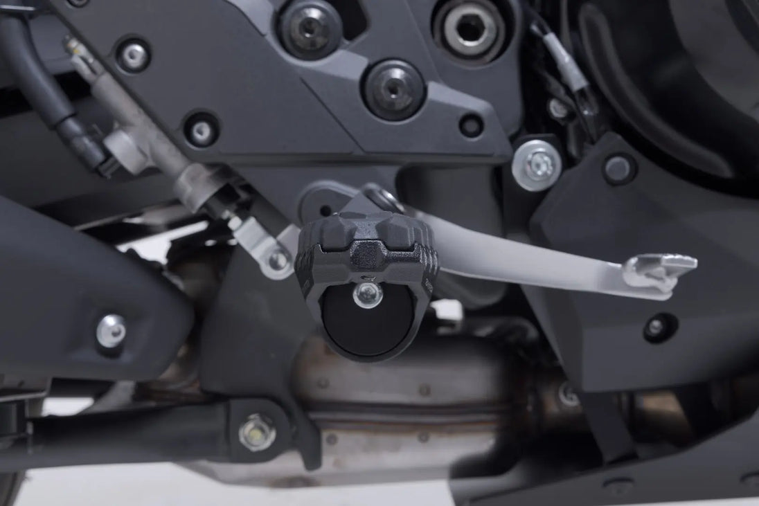 EVO FOOTREST KIT ΓΙΑ KAWASAKI KLZ 1100 ABS '25–'26 | SW-MOTECH-FRS.08.112.10400