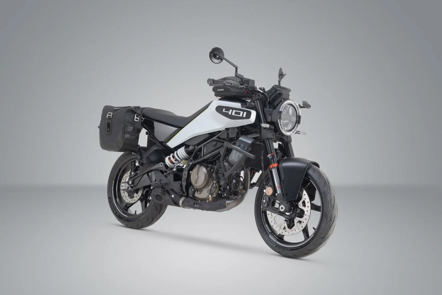 LEGEND GEAR SIDE BAG SYSTEM LC BLACK EDITION ΓΙΑ HUSQVARNA SVARTPILEN 401 ABS / VITPILEN 401 ABS '23–'24 | SW-MOTECH-BC.HTA.03.014.20100