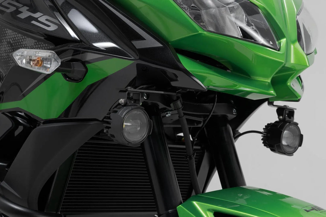 LIGHT MOUNTING KIT ΓΙΑ KAWASAKI KLE 650 / KLE 650 ABS '14–'21 | SW-MOTECH-NSW.08.518.10000/B