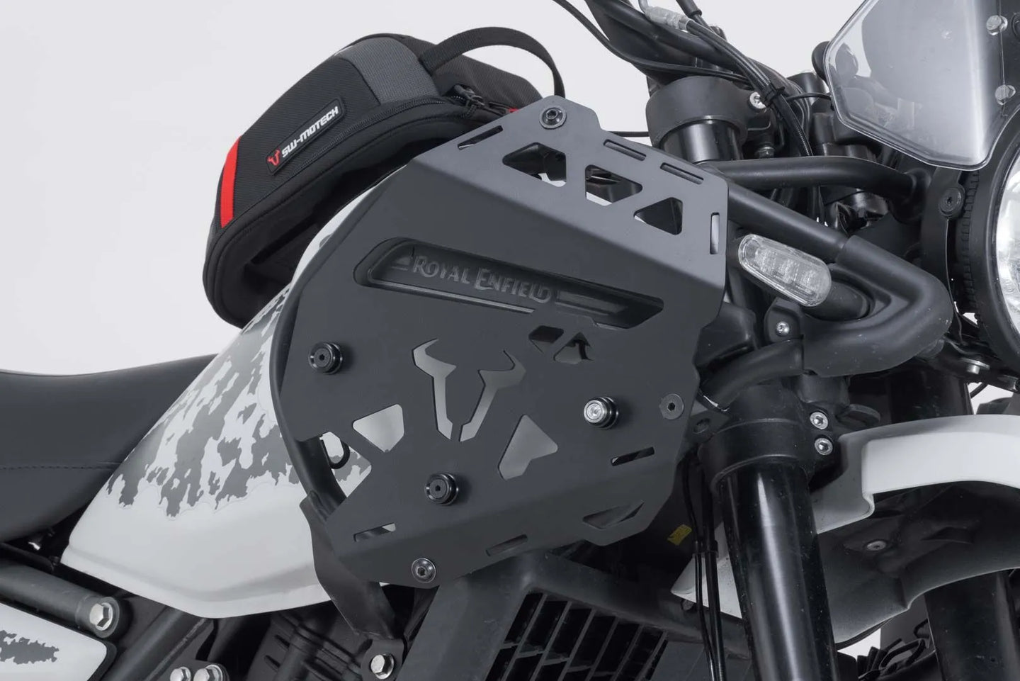 SLC SIDE CARRIER RIGHT FOR ORIGINAL CRASH BARS | SW-MOTECH-HTA.41.620.11100