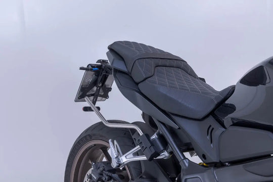 PRO BLAZE H SADDLEBAG SET ΓΙΑ HONDA CB '19–'26 | SW-MOTECH-BC.HTA.01.740.36500