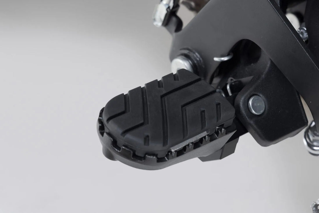 ION FOOTREST KIT ΓΙΑ ROYAL ENFIELD HIMALAYAN 450 ABS '24–'25 | SW-MOTECH-FRS.41.011.10000/B
