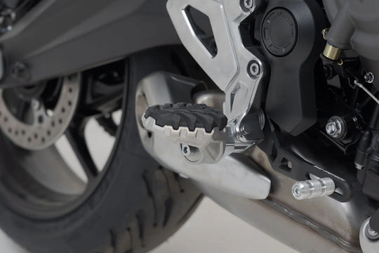 EVO FOOTREST KIT ΓΙΑ TRIUMPH TIGER SPORT 660 ABS '22–'26 | SW-MOTECH-FRS.11.112.10500
