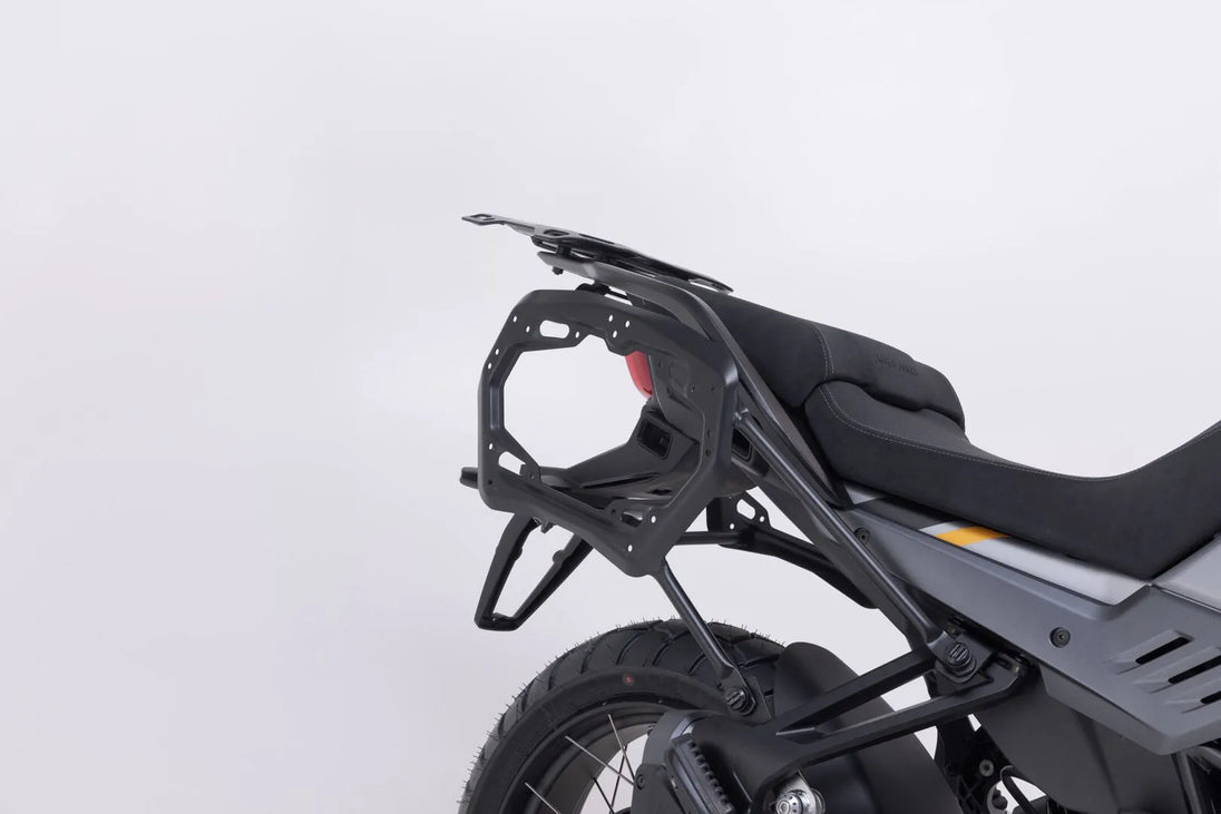 PRO SIDE CARRIER ΓΙΑ MOTO GUZZI STELVIO 1000 ABS '24–'25 | SW-MOTECH-KFT.17.624.30000/B