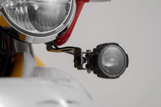 LIGHT MOUNTS V85 TT ΓΙΑ MOTO GUZZI V85 850 TT '18–'24 | SW-MOTECH-NSW.17.925.10000/B