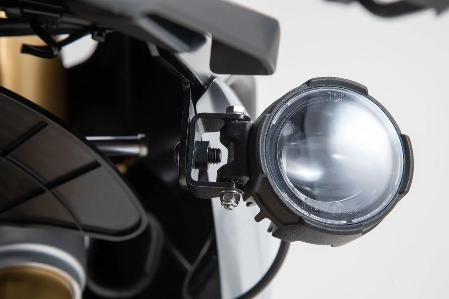 LIGHT MOUNTING KIT ΓΙΑ BMW F 750 GS ABS / F 850 GS ABS '18–'23 | SW-MOTECH-NSW.07.897.10000/B