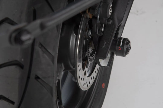 REAR AXLE SLIDER ΓΙΑ TRIUMPH TIGER '11–'23 | SW-MOTECH-STP.11.176.10100/B