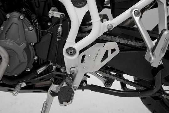 HEEL GUARD LEFT ΓΙΑ TRIUMPH TIGER 900 ABS / TIGER 900 GT ABS '20–'23 | SW-MOTECH-SCT.11.953.10100/B