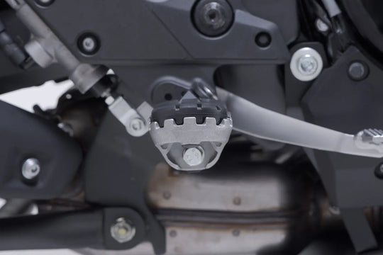 ION FOOTREST KIT BLACK ΓΙΑ KAWASAKI KLZ 1100 ABS '25–'26 | SW-MOTECH-FRS.08.011.10400/B